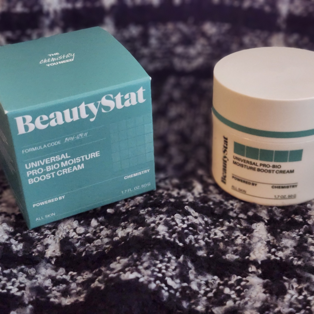 BeautyStat Pro-Bio Moisture Cream - White and Teal Packaging